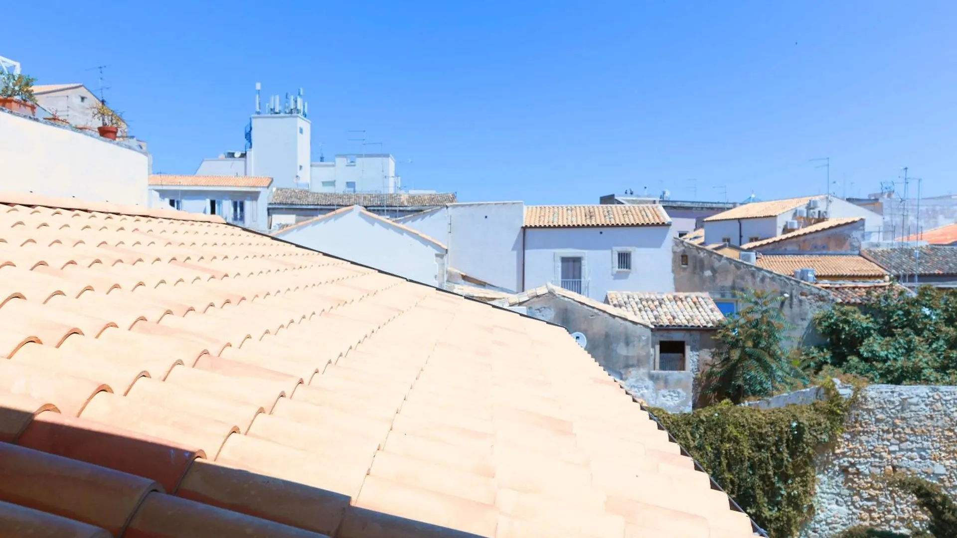 Konukevi Il Duomo Otel Siraküza